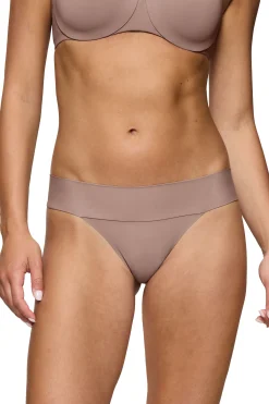 BodyMake-UpIllusion Trosor