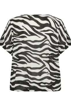 KAamber Blus