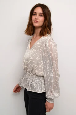 KAemma Blus