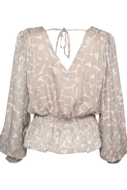 KAemma Blus