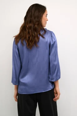 KAkaren Blus