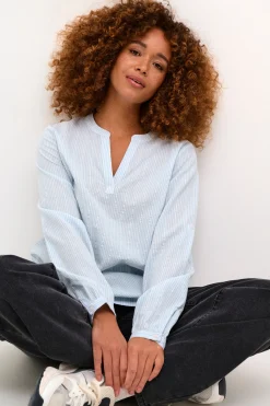 KAlena Blus