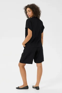 KAmilia Blus