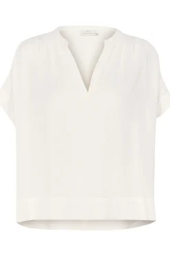 KAmilia Blus