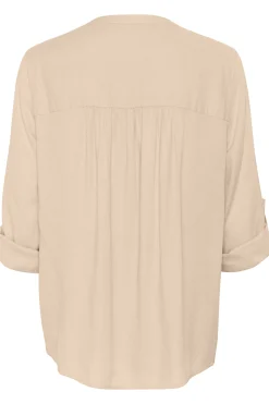 KAmilia Blus
