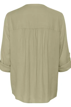 KAmilia Blus