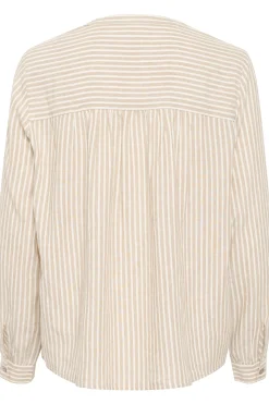KAmilia Blus
