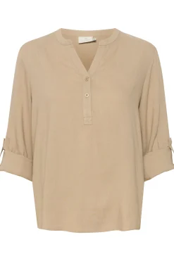 KAmilia Blus