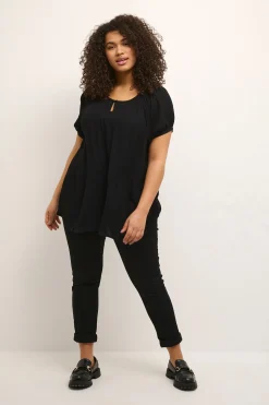 KCami Blus