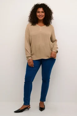 KCami Blus