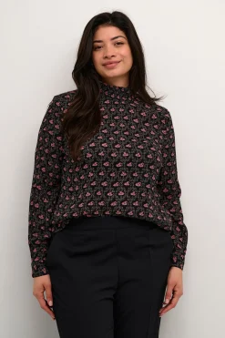 KCami Blus