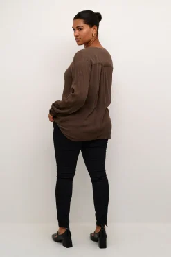 KCami Blus