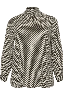 KCami Blus