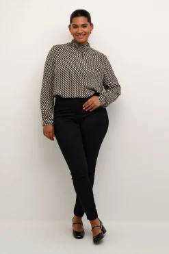 KCami Blus