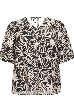 KChaliah Blus