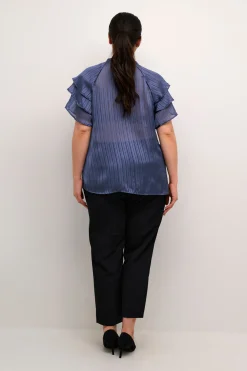KCjola Blus