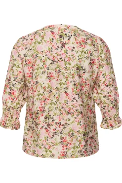 KCjolie Blus