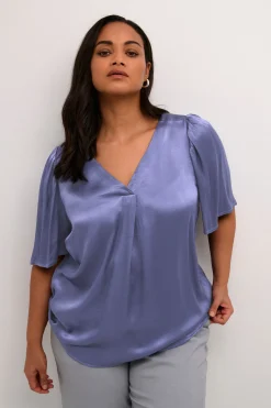 KCkana Blus