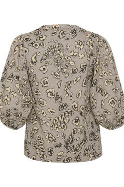 KCliana Blus