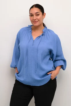 KClinna Blus