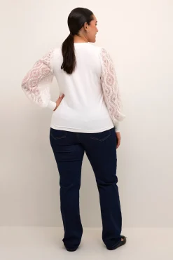 KCnioma Blus