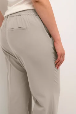KCsakira Byxor