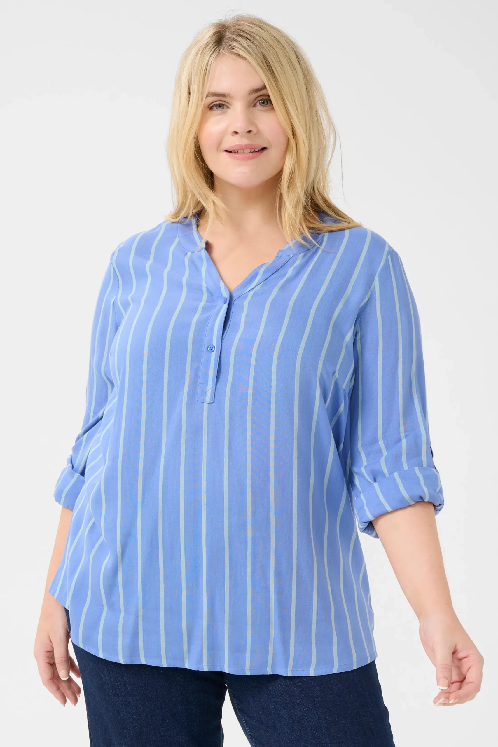 KCsida Blus