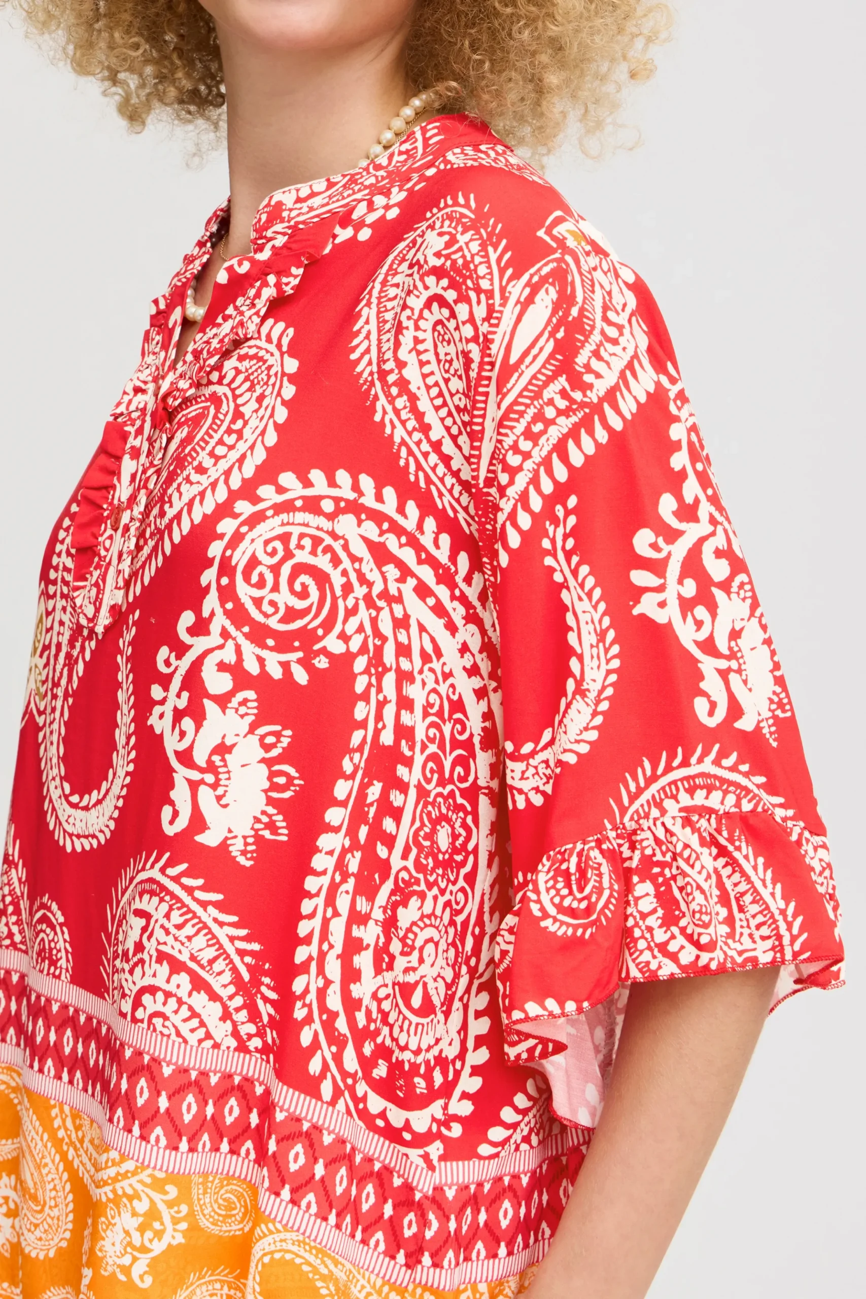 SBGALA Blus