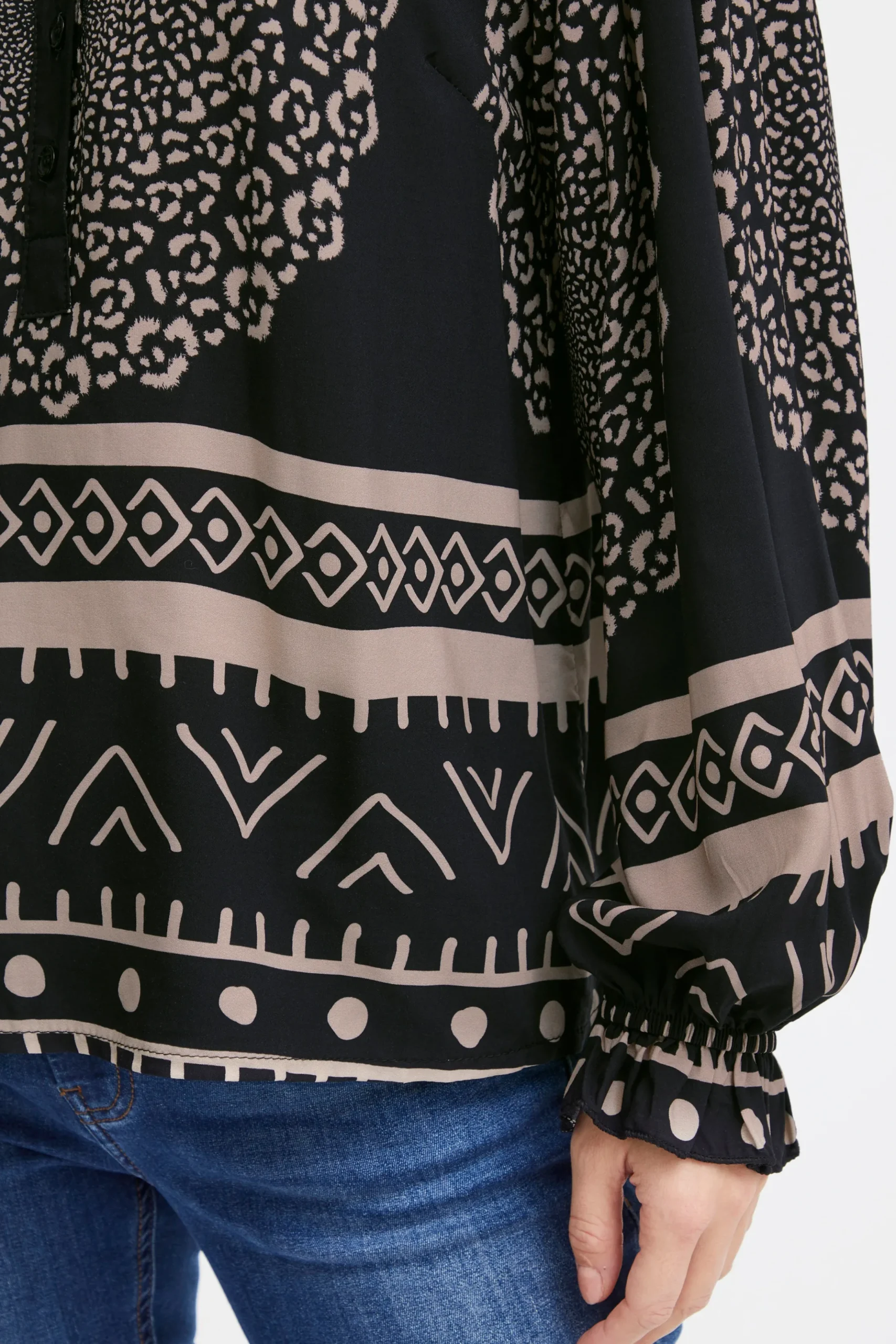 SBMORA Blus